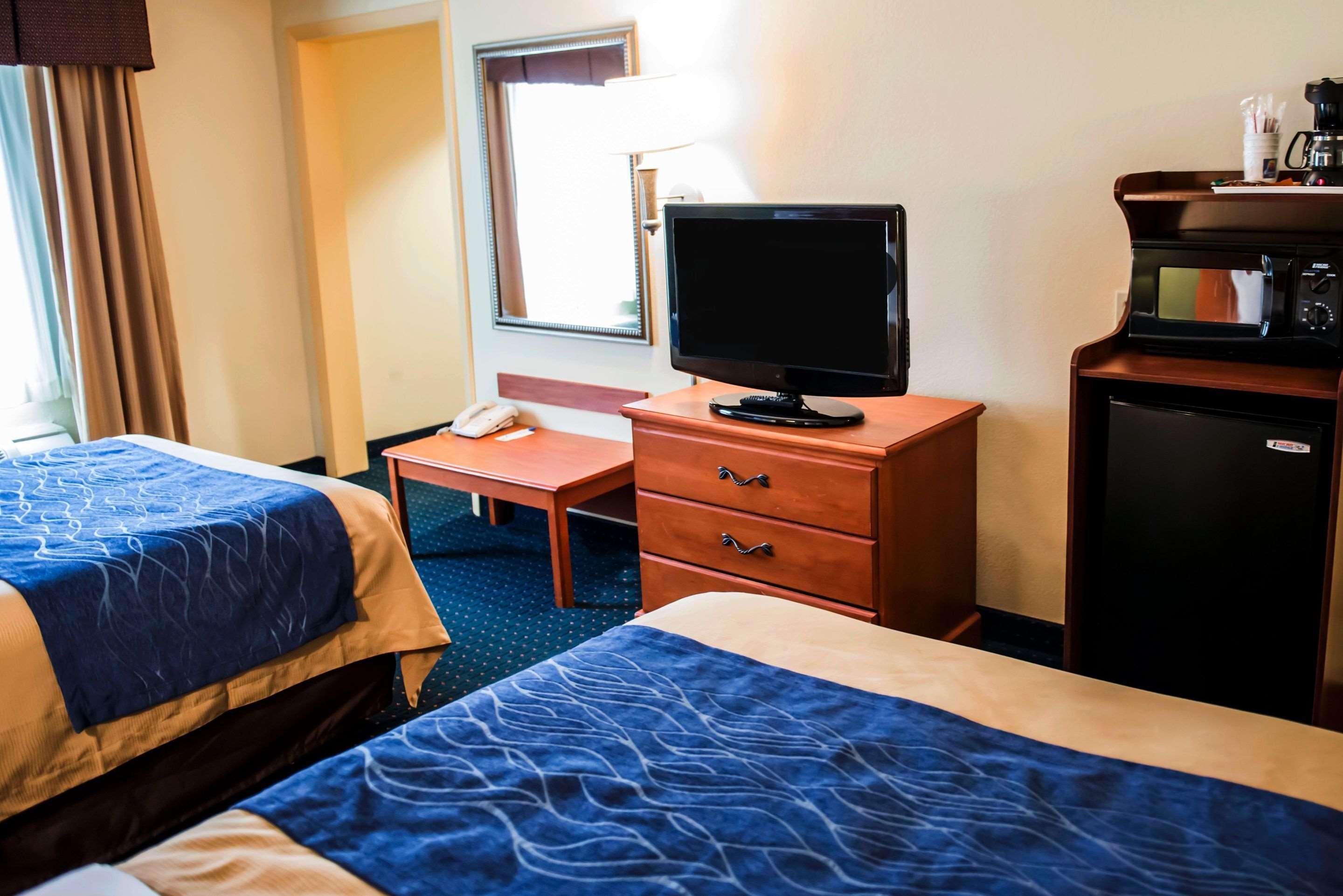 Comfort Inn & Suites Chipley I-10 Экстерьер фото