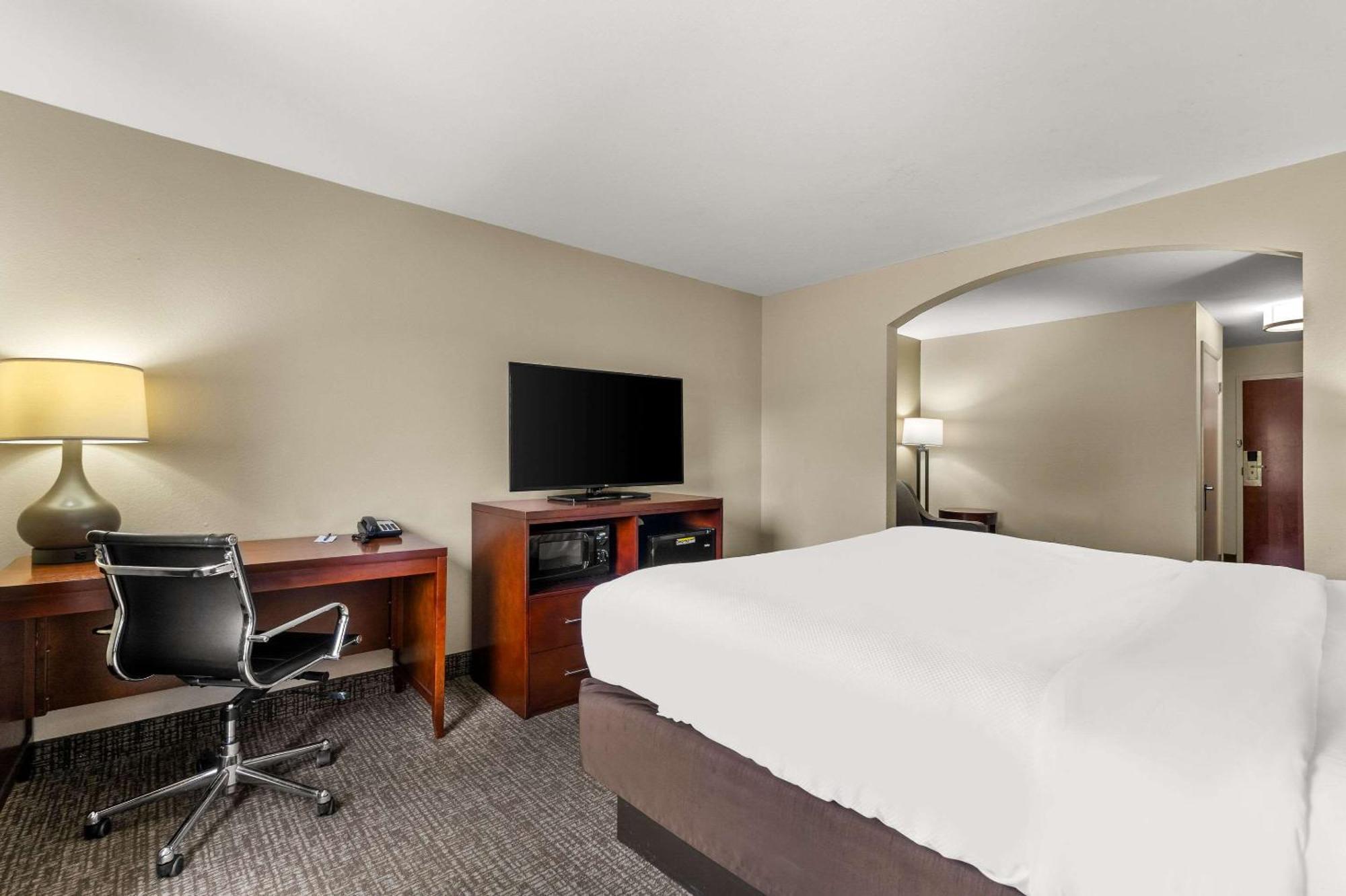 Comfort Inn & Suites Chipley I-10 Экстерьер фото