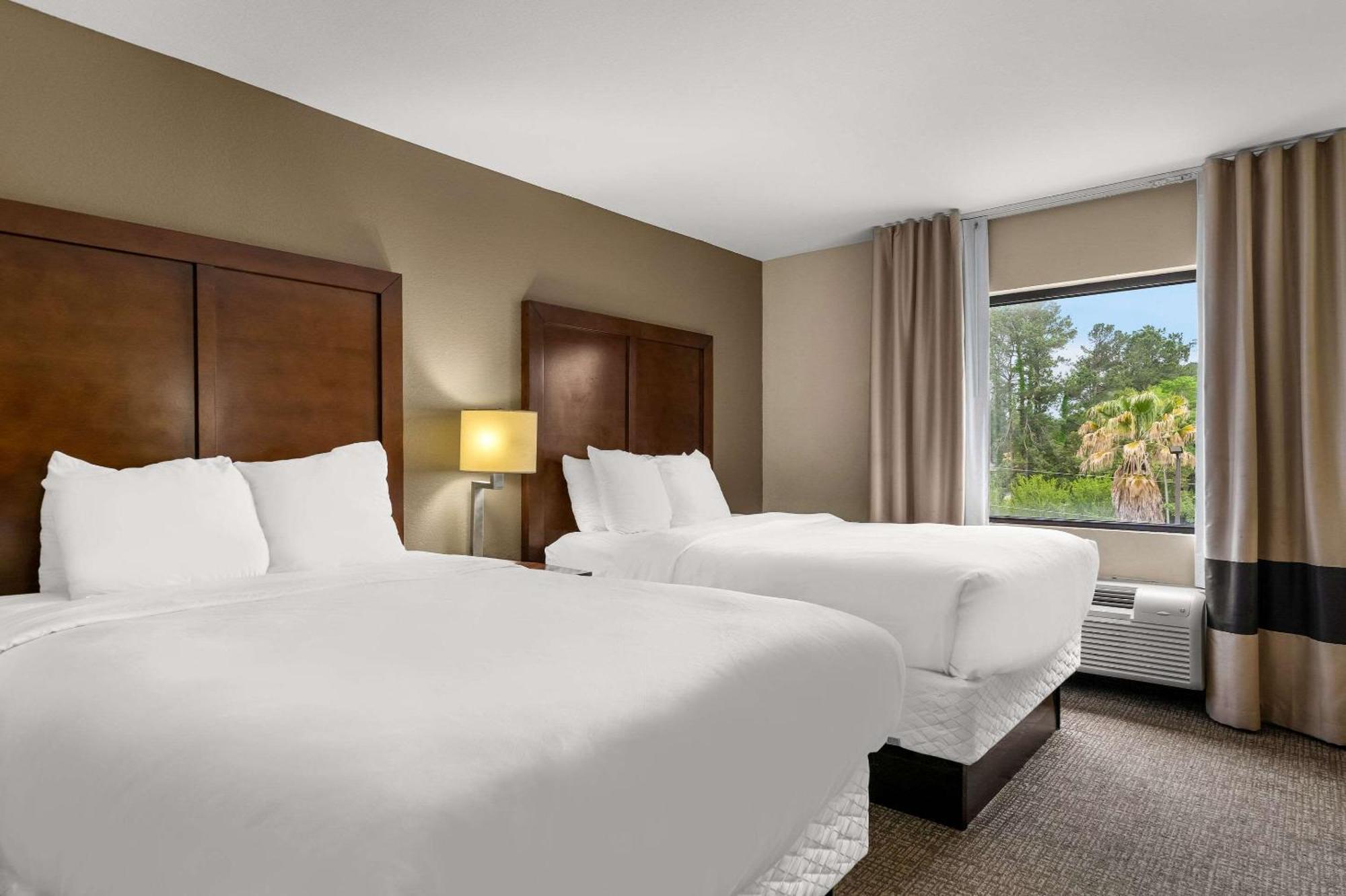 Comfort Inn & Suites Chipley I-10 Экстерьер фото