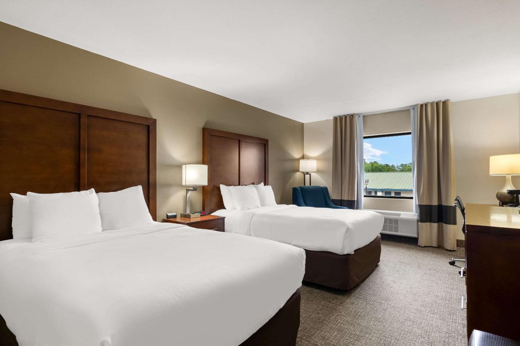 Comfort Inn & Suites Chipley I-10 Экстерьер фото