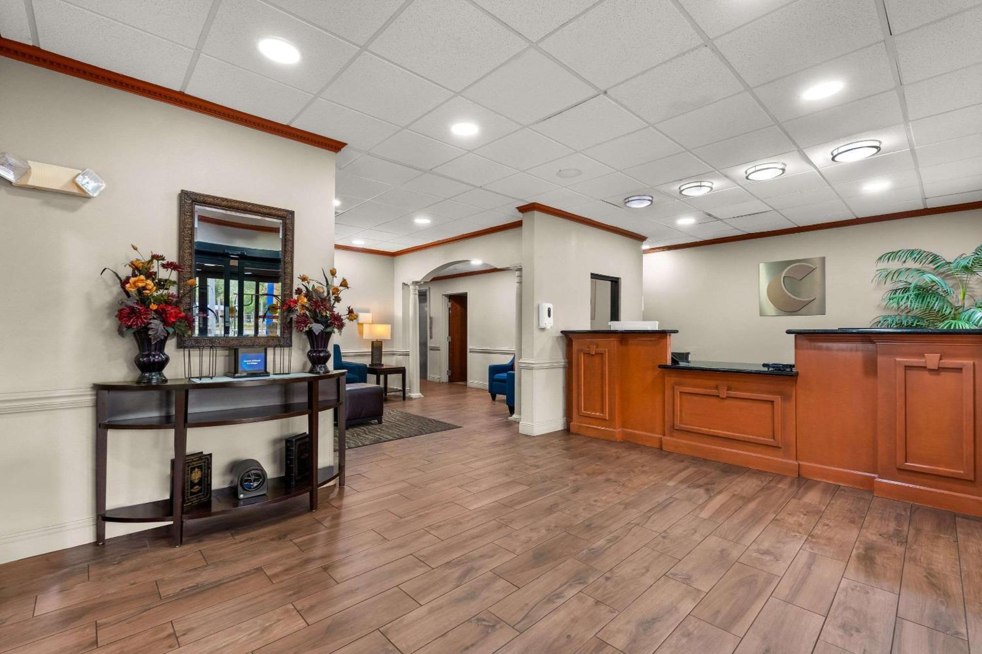 Comfort Inn & Suites Chipley I-10 Экстерьер фото