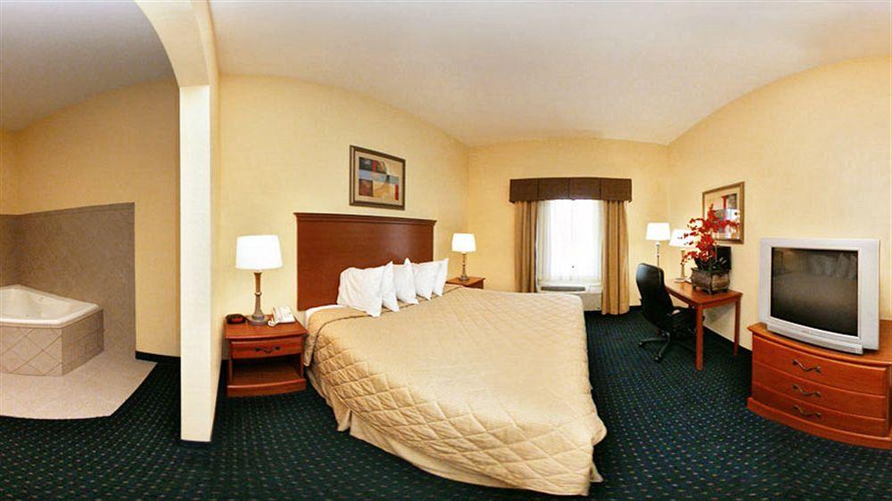 Comfort Inn & Suites Chipley I-10 Экстерьер фото